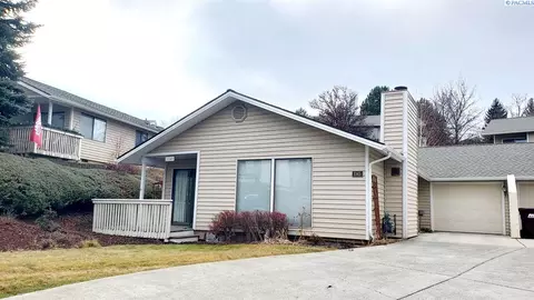 1145 SW Wadleigh Dr, Pullman, WA 99163 photo 1