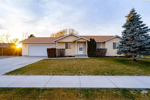 4618 Yuma, Pasco, WA 99301 photo 1