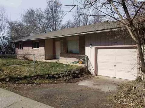 1265 NE Hillside Dr, Pullman, WA 99163 photo 1