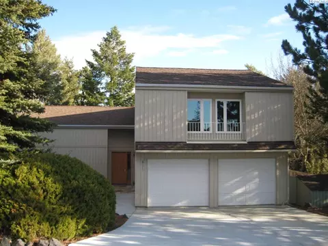 955 SW Alcora Dr, Pullman, WA 99163 photo 1