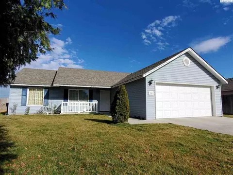 933 Madrona Ave, Pasco, WA 99301 photo 1