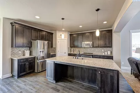 3514 Cook Ln, Pasco, WA 99301 photo 1