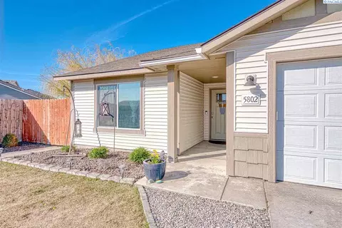 5802 Ramus Ln, Pasco, WA 99301 photo 1
