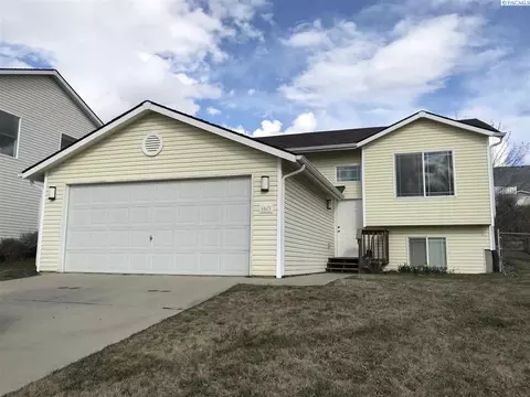 1810 NW Ventura, Pullman, WA 99163 photo 1