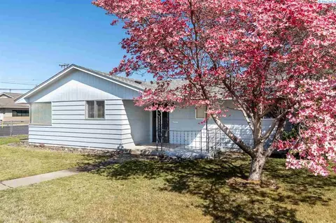 1935 W Ruby St, Pasco, WA 99301 photo 1