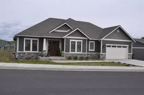 1030 NW Marshland St, Pullman, WA 99163 photo 1