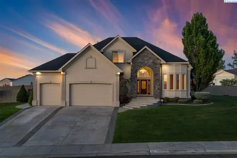 3804 Tusayan Dr, Pasco, WA 99301 photo 1