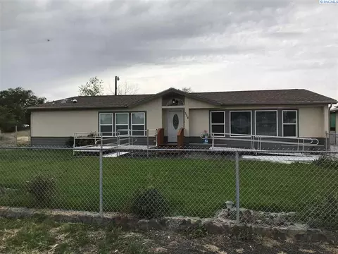 358 Ringhoff, Burbank, WA 99323 photo 1
