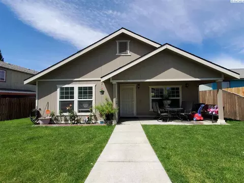 106 N Beech Ave, Pasco, WA 99301 photo 1