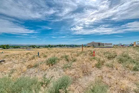 7204 Valley View Pl, Pasco, WA 99301 photo 1