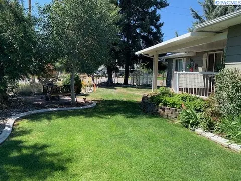 2305 Rd 57, Pasco, WA 99301 photo 1
