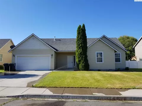 8412 Hudson Ct, Pasco, WA 99301 photo 1