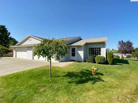 1417 SE Fancy Free Dr, Pullman, WA 99163 photo 1
