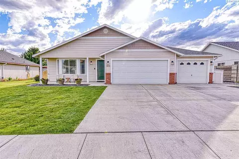 4616 Moline Ln, Pasco, WA 99301 photo 1