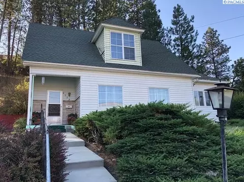 320 E Upper A St, Colfax, WA 99111 photo 1
