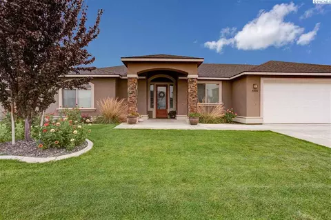 4801 Pinehurst Dr, Pasco, WA 99301 photo 1