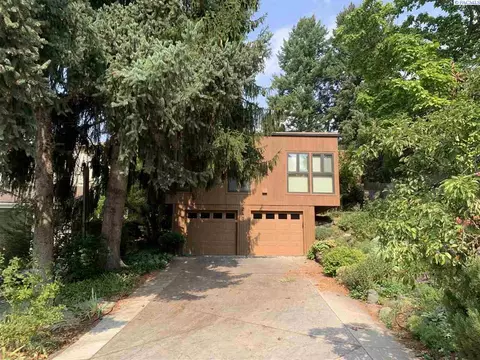 240 SE South St, Pullman, WA 99163 photo 1