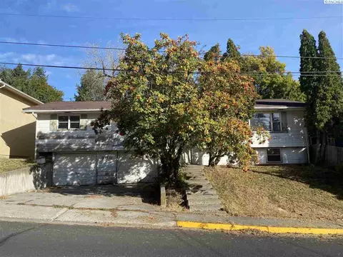 300 SW Shirley St, Pullman, WA 99163 photo 1