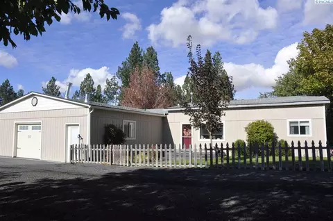 330 E Harrison St, Palouse, WA 99161 photo 1