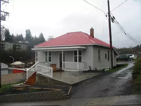 115 SW Mckenzie St, Pullman, WA 99163 photo 1