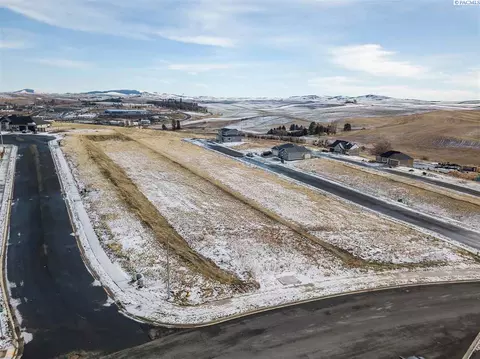 660 SW Cayuse St, Pullman, WA 99163 photo 3