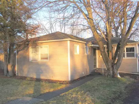730 NW Charlotte, Pullman, WA 99163 photo 1