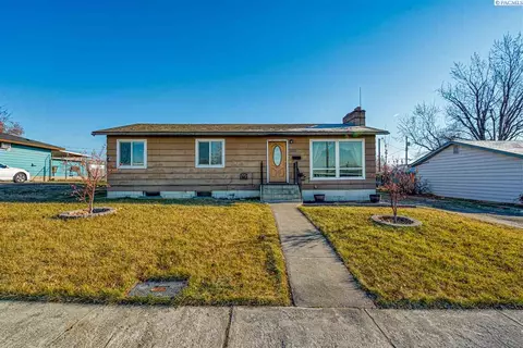 2103 N 19th Dr, Pasco, WA 99301 photo 1