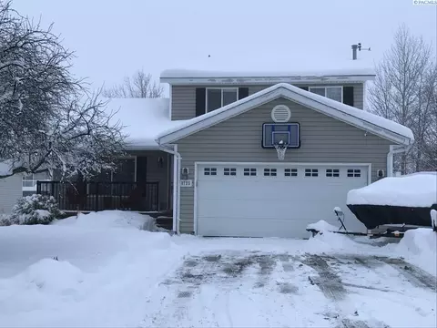 1725 NW Valhalla Dr, Pullman, WA 99163 photo 1