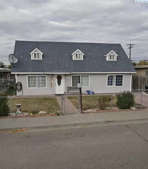 907 W Ruby St, Pasco, WA 99301 photo 1