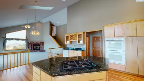 1810 NW Nicole Ct, Pullman, WA 99163 photo 12
