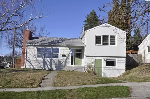 805 NW Charlotte St, Pullman, WA 99163 photo 1