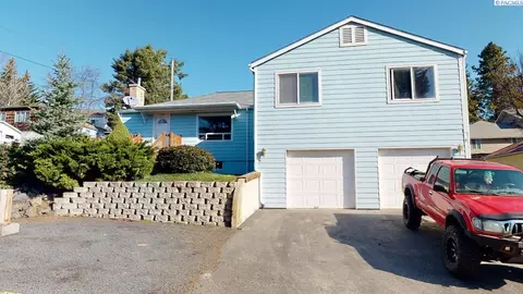 1300 NE Mcgee Way, Pullman, WA 99163 photo 1