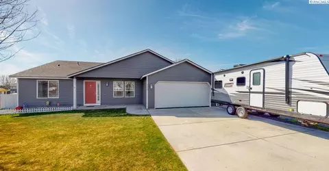 5310 Eisenhower Ct, Pasco, WA 99301 photo 1