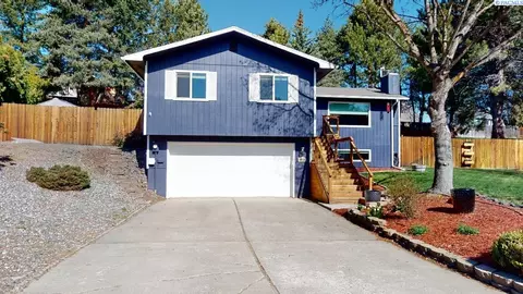 1025 SE Glen Echo, Pullman, WA 99163 photo 1