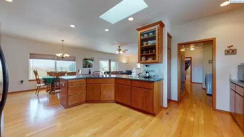 2341 Kent Dr, Eltopia, WA 99330 photo 12