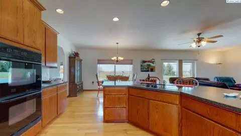 2341 Kent Dr, Eltopia, WA 99330 photo 10