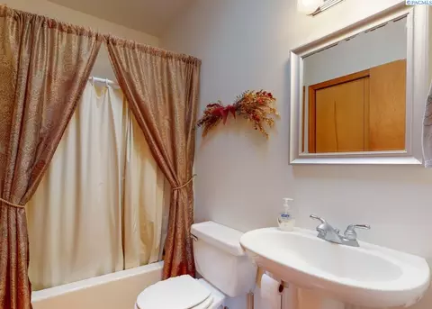 2341 Kent Dr, Eltopia, WA 99330 photo 21