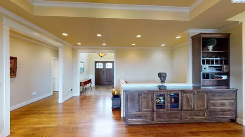 1730 NW Nicole Ct, Pullman, WA 99163 photo 2