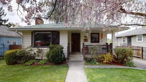 715 SE High St, Pullman, WA 99163 photo 1