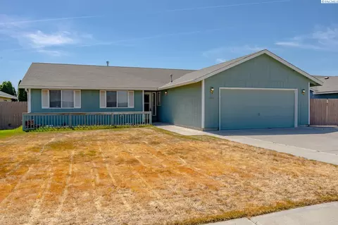 6104 Dodger Dr, Pasco, WA 99301 photo 1