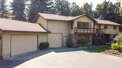1725 NW Hall Dr, Pullman, WA 99163 photo 1