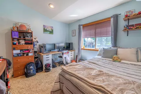 1001 Monty Python, Grandview, WA 98930 photo 17