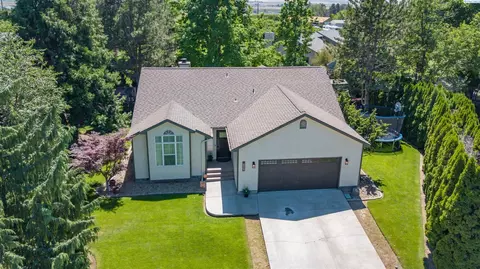1001 Monty Python, Grandview, WA 98930 photo 4