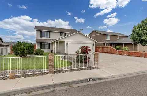 6307 Candlestick Dr, Pasco, WA 99301 photo 1