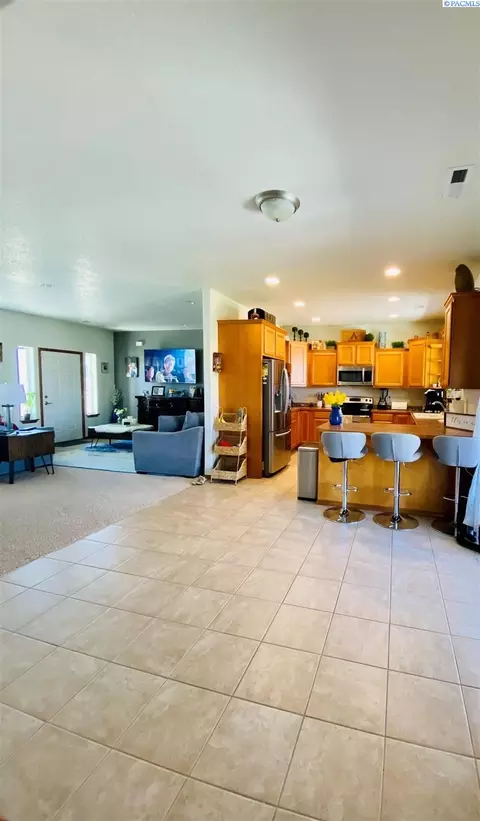 2912 N 65th Pl, Pasco, WA 99301 photo 8