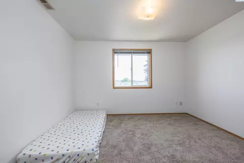 6516 Ebbets Dr, Pasco, WA 99301 photo 12