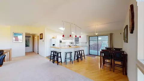 1524 NW Leland, Pullman, WA 99163 photo 4