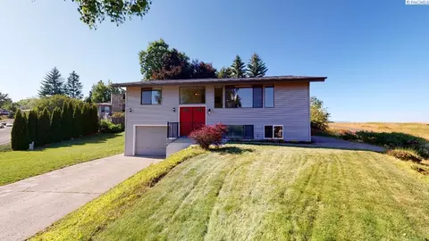 1524 NW Leland, Pullman, WA 99163 photo 3
