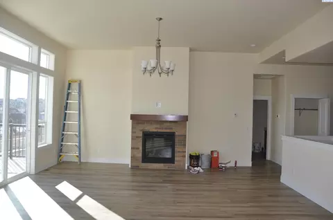 895 SW Panorama Dr, Pullman, WA 99163 photo 2