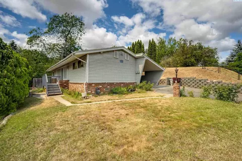 235 SW Arbor St, Pullman, WA 99163 photo 1